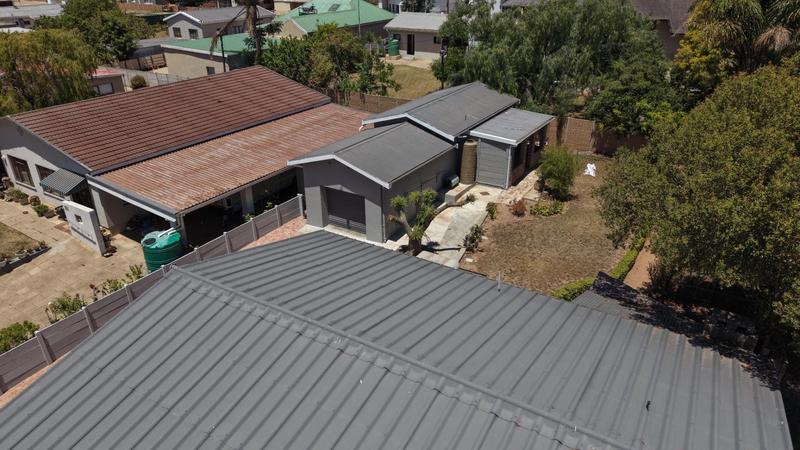 2 Bedroom Property for Sale in Albertinia Western Cape